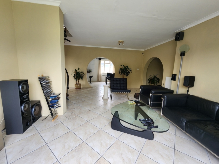 4 Bedroom Property for Sale in Blouberg Rise Western Cape